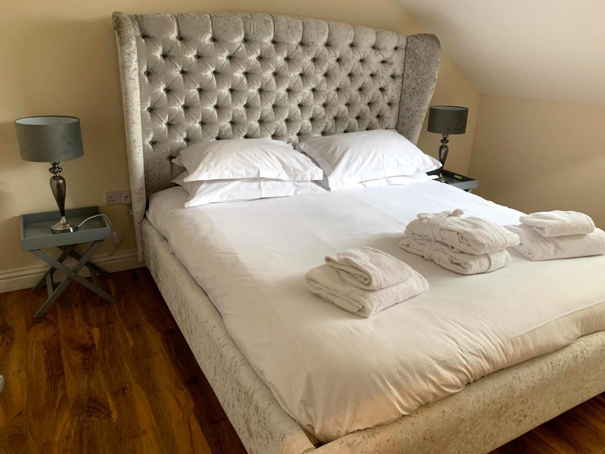 Apartment 5 - Two Bedroom Luxury Apartment Close To Town, Mainline Rail & Theatre Stylish And Comfortable Darlington  Ngoại thất bức ảnh