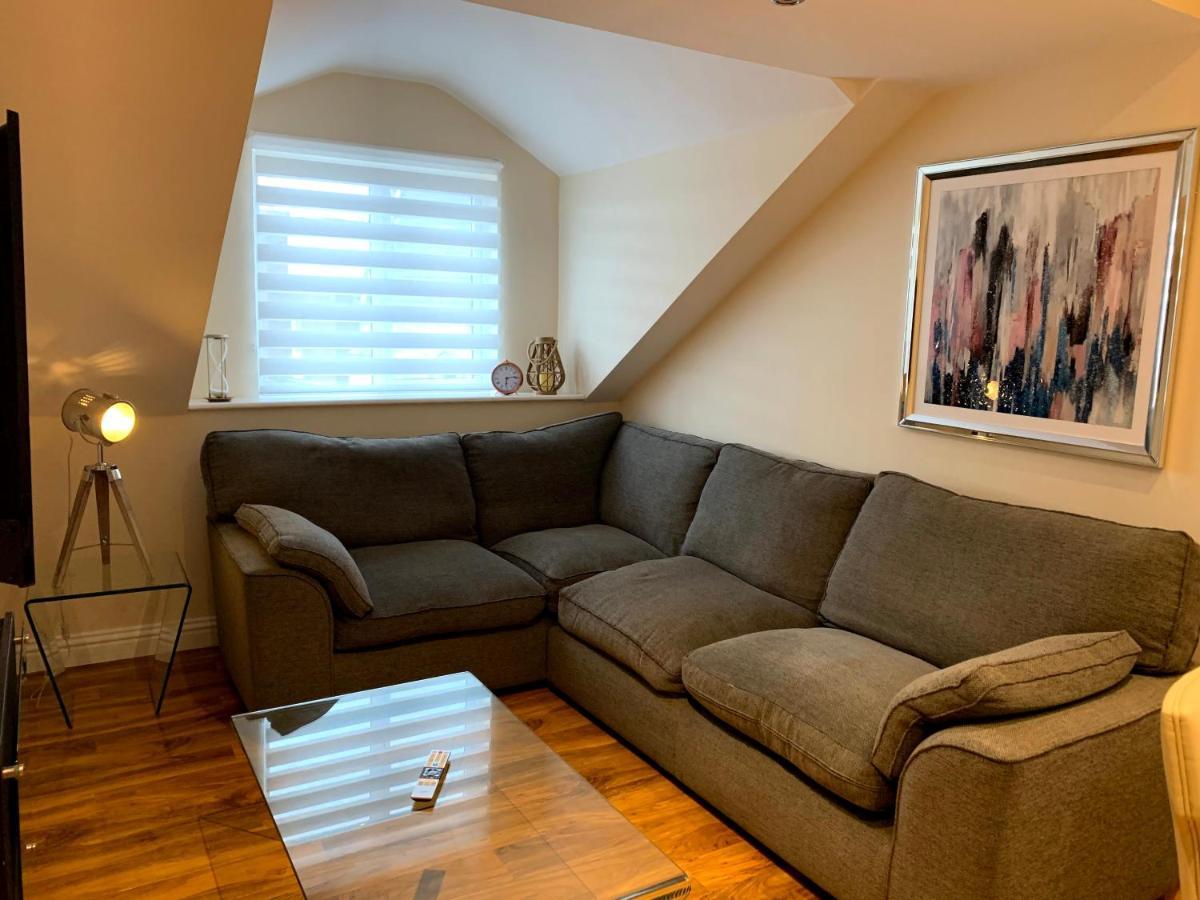 Apartment 5 - Two Bedroom Luxury Apartment Close To Town, Mainline Rail & Theatre Stylish And Comfortable Darlington  Ngoại thất bức ảnh